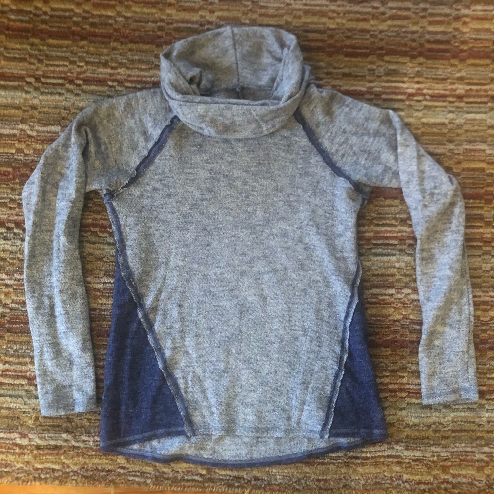 Kühl cowl neck light fleece sweater soft